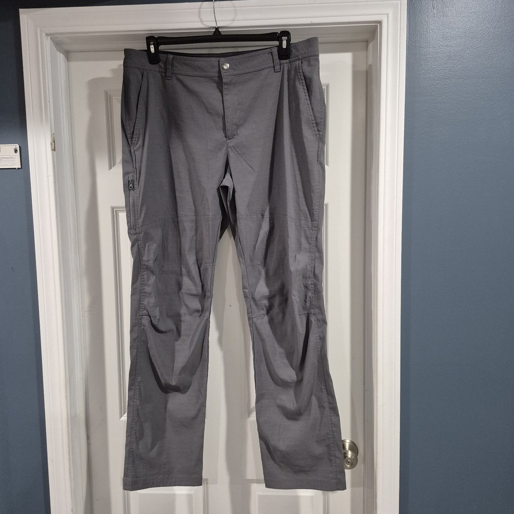 Columbia Pants Mens 38x34 Gray Cargo Hiking Nylon Royce Peak Stretch Omni-Shield